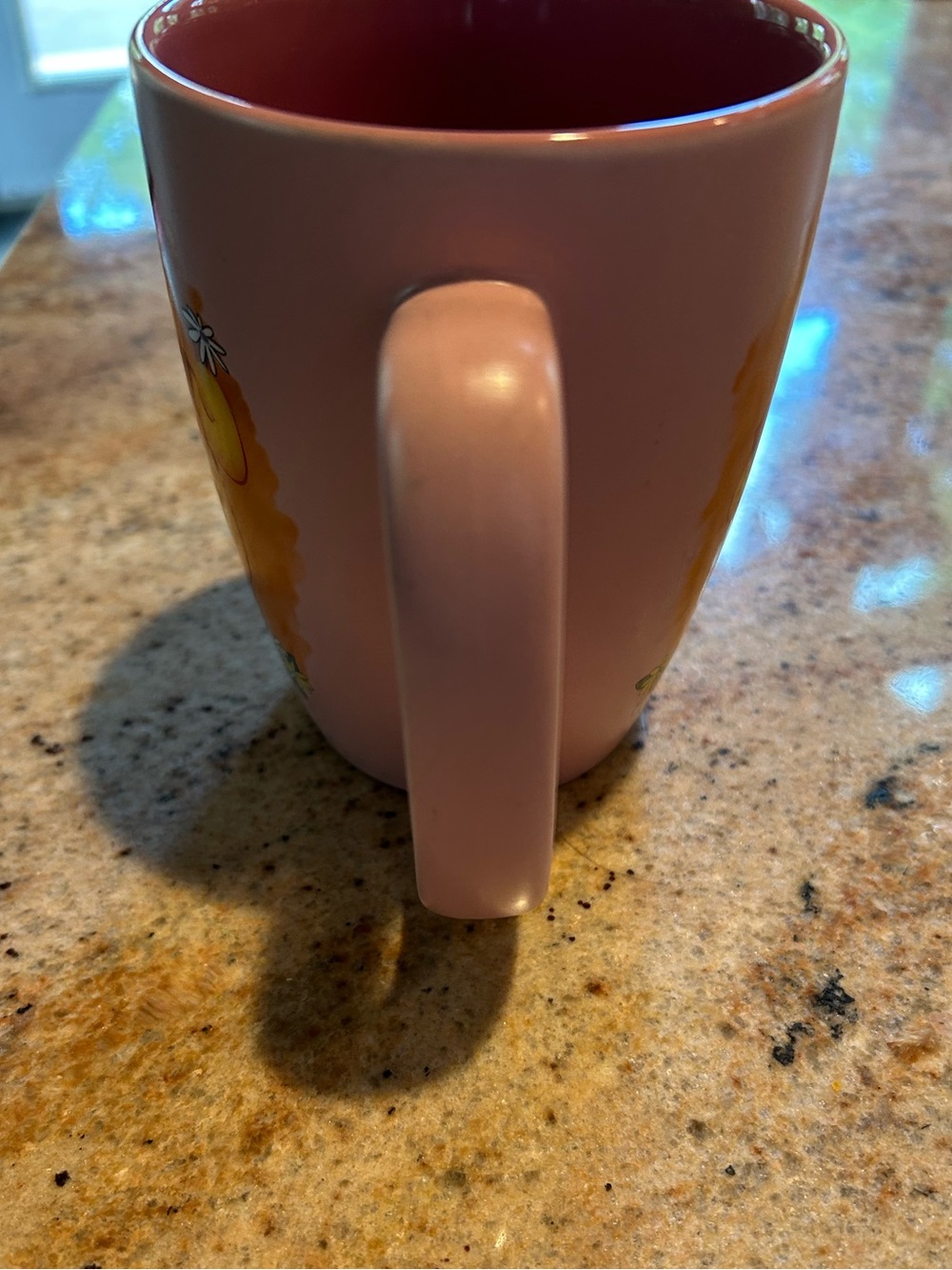 Winnie The Pooh & Daisies Mauve Ceramic Mug 20 oz 5”x4”w. Disney Store. Pristine - Picture 8 of 9